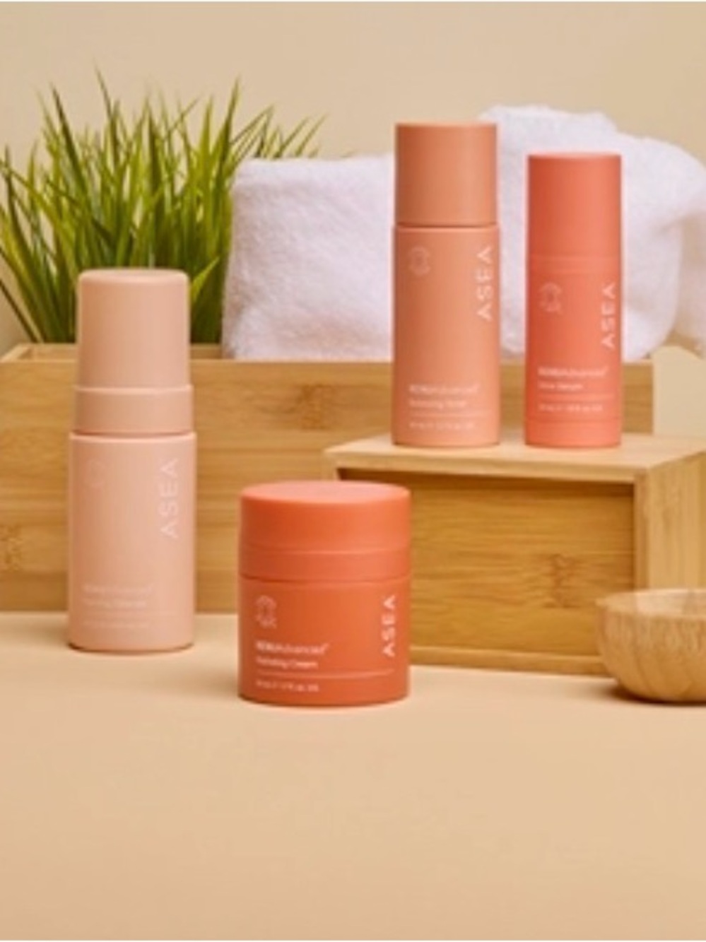 NIB- ASEA RENUAdvanced Skin Care System - Picture 2 of 6